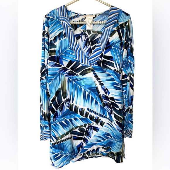 LA BLANCA Blue Tropical Print Swim Cover-Up La Blanca Two Cool V-Neck Tunic - Picture 5 of 6